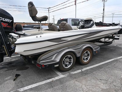2017 Triton Bass Boat 21 FT