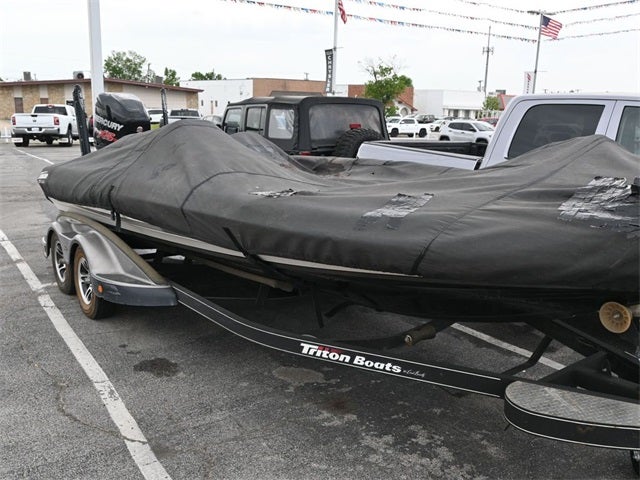 2017 Triton Bass Boat 21 FT