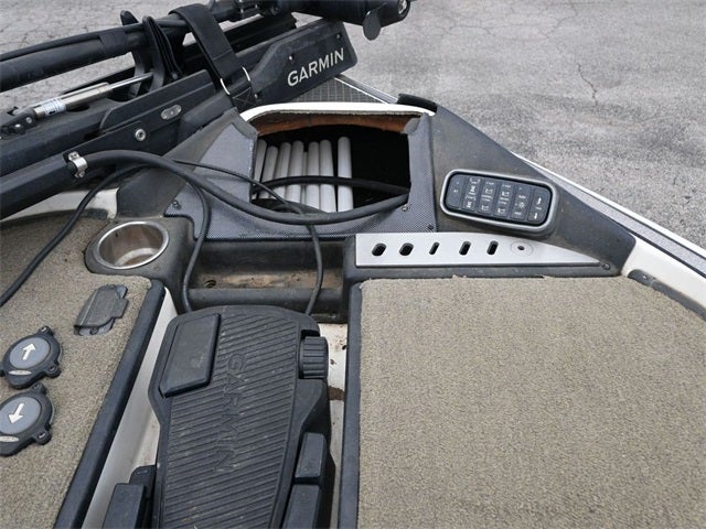 2017 Triton Bass Boat 21 FT