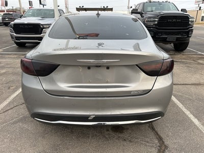 2015 Chrysler 200 Limited