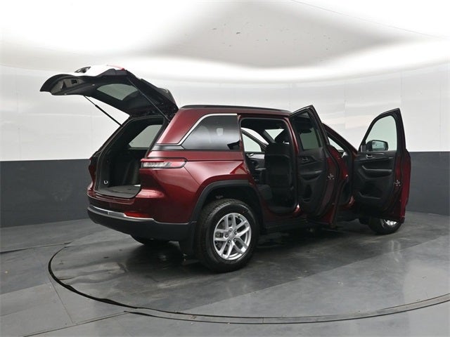 2025 Jeep Grand Cherokee Laredo X