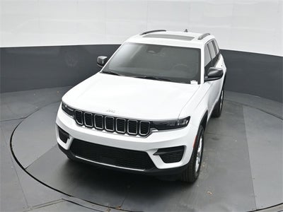 2025 Jeep Grand Cherokee Laredo
