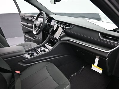 2026 Jeep Grand Cherokee Laredo