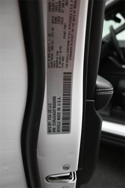 2026 Jeep Grand Cherokee Laredo