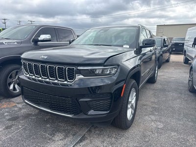 2026 Jeep Grand Cherokee Laredo