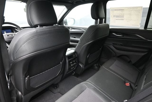 2026 Jeep Grand Cherokee Laredo X
