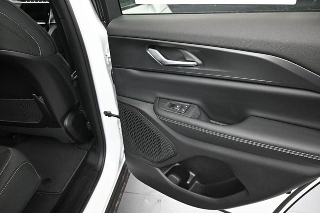 2026 Jeep Grand Cherokee Laredo X