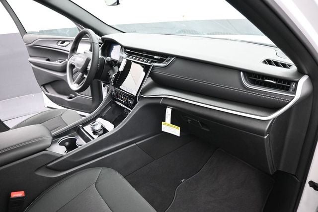 2026 Jeep Grand Cherokee Laredo X
