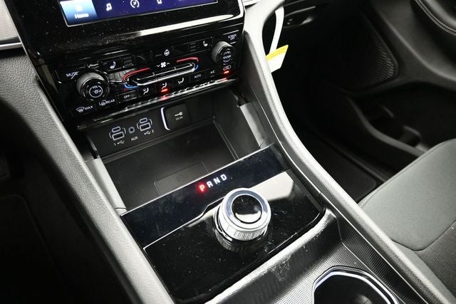 2026 Jeep Grand Cherokee Laredo X