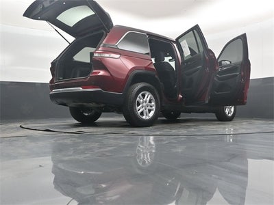 2024 Jeep Grand Cherokee Laredo