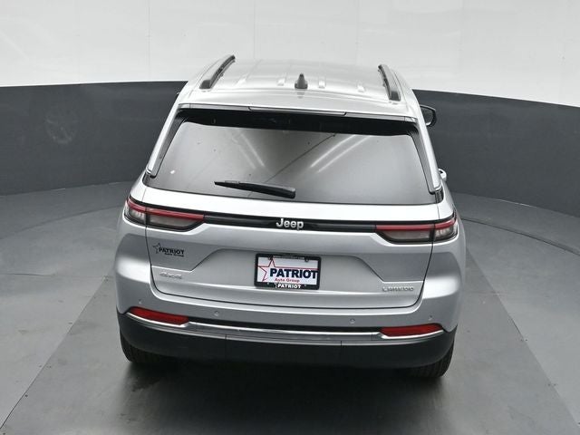 2026 Jeep Grand Cherokee Laredo