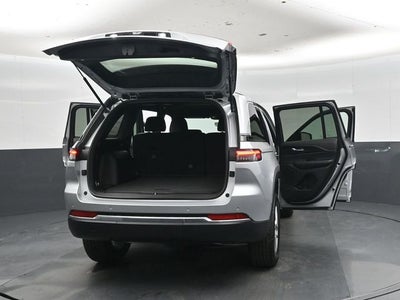 2026 Jeep Grand Cherokee Laredo