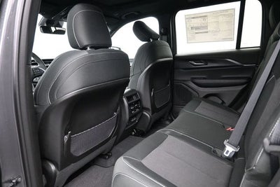 2026 Jeep Grand Cherokee Laredo X