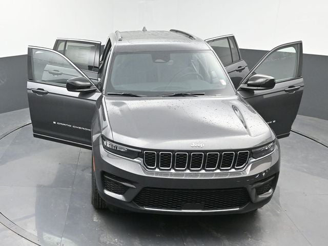 2026 Jeep Grand Cherokee Laredo X