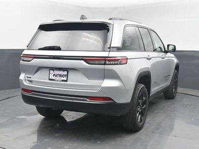 2026 Jeep Grand Cherokee Altitude