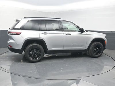 2026 Jeep Grand Cherokee Altitude