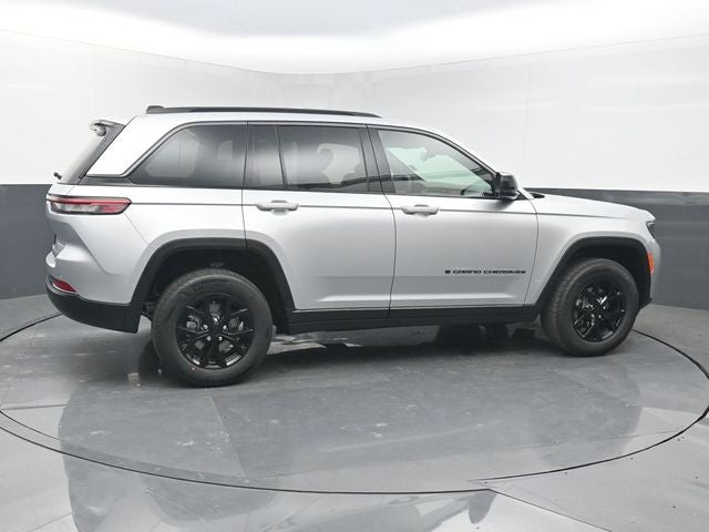 2026 Jeep Grand Cherokee Altitude