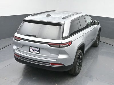 2026 Jeep Grand Cherokee Altitude