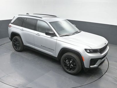 2026 Jeep Grand Cherokee Altitude