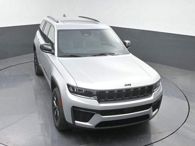 2026 Jeep Grand Cherokee Altitude