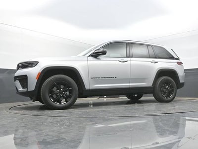 2026 Jeep Grand Cherokee Altitude