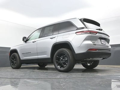 2026 Jeep Grand Cherokee Altitude