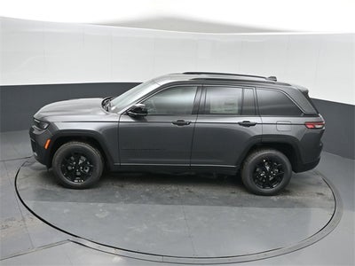 2026 Jeep Grand Cherokee Laredo