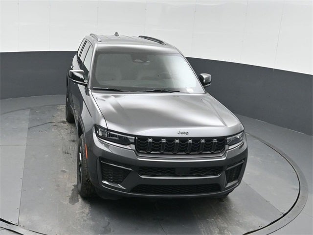 2026 Jeep Grand Cherokee Laredo