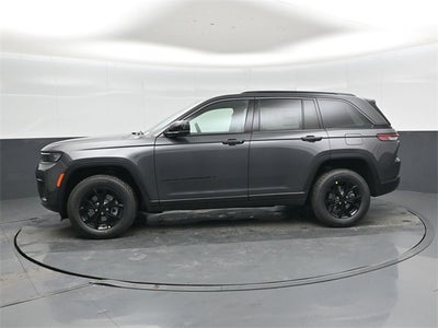 2026 Jeep Grand Cherokee Laredo