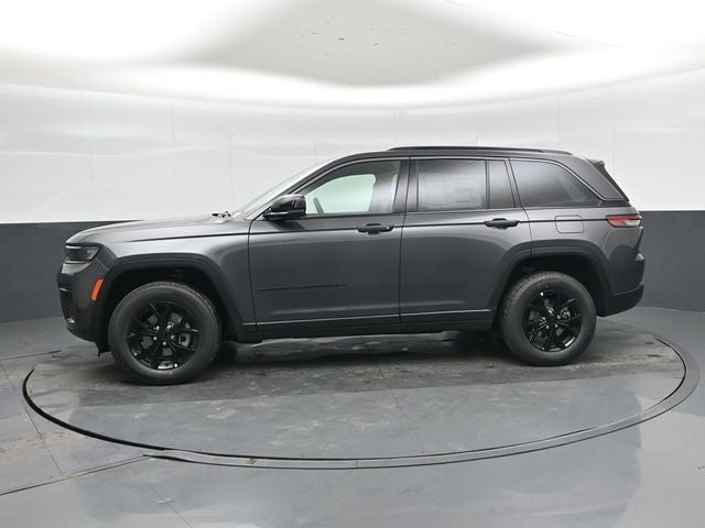 2026 Jeep Grand Cherokee Laredo