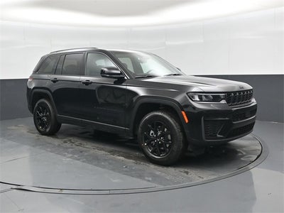 2026 Jeep Grand Cherokee Laredo