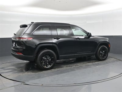 2026 Jeep Grand Cherokee Laredo