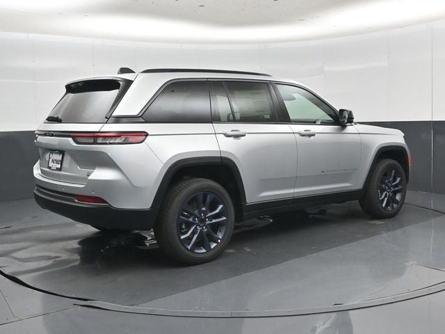 2026 Jeep Grand Cherokee 85th Anniversary Edition