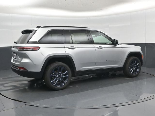 2026 Jeep Grand Cherokee 85th Anniversary Edition