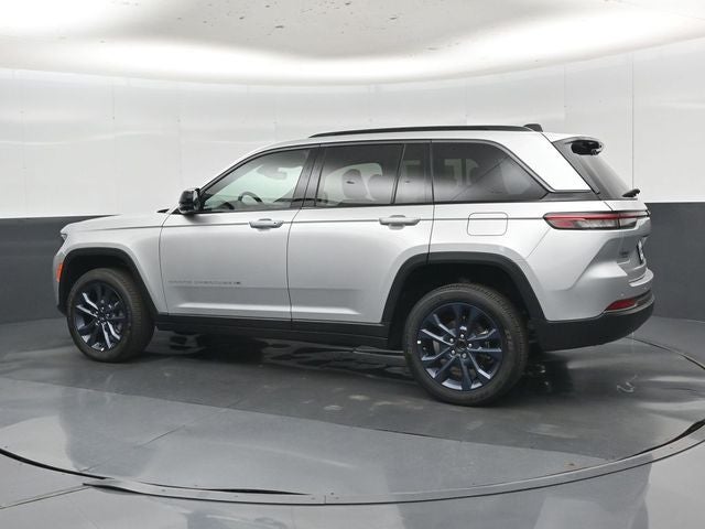 2026 Jeep Grand Cherokee 85th Anniversary Edition