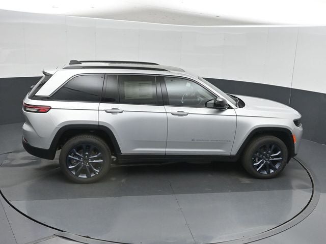 2026 Jeep Grand Cherokee 85th Anniversary Edition