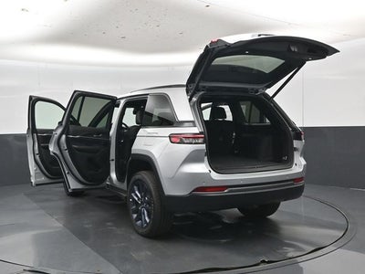 2026 Jeep Grand Cherokee 85th Anniversary Edition
