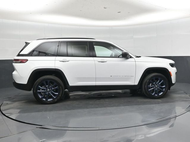 2026 Jeep Grand Cherokee 85th Anniversary Edition