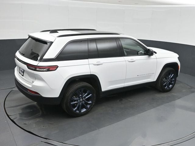 2026 Jeep Grand Cherokee 85th Anniversary Edition