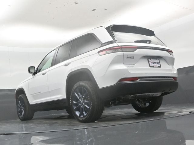 2026 Jeep Grand Cherokee 85th Anniversary Edition