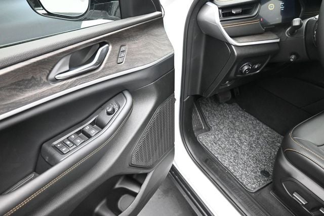 2026 Jeep Grand Cherokee 85th Anniversary Edition