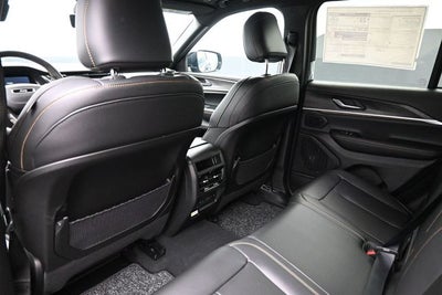 2026 Jeep Grand Cherokee 85th Anniversary Edition