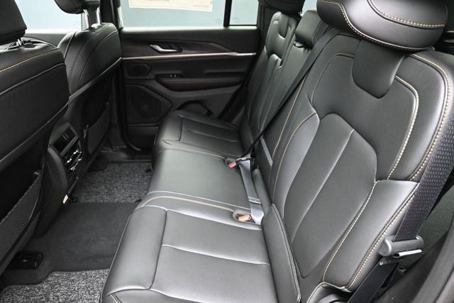 2026 Jeep Grand Cherokee 85th Anniversary Edition