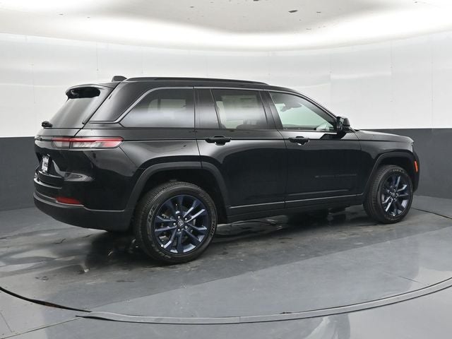 2026 Jeep Grand Cherokee 85th Anniversary Edition
