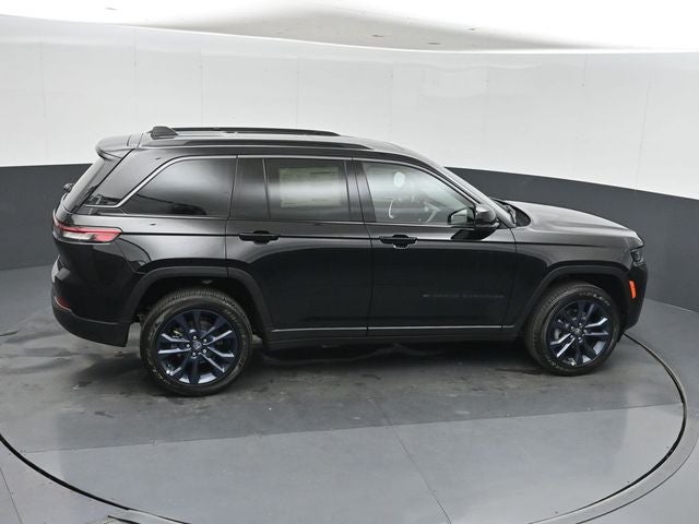 2026 Jeep Grand Cherokee 85th Anniversary Edition