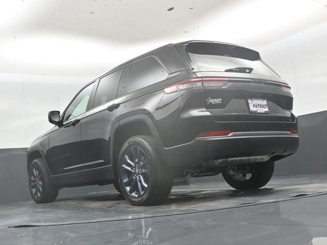 2026 Jeep Grand Cherokee 85th Anniversary Edition
