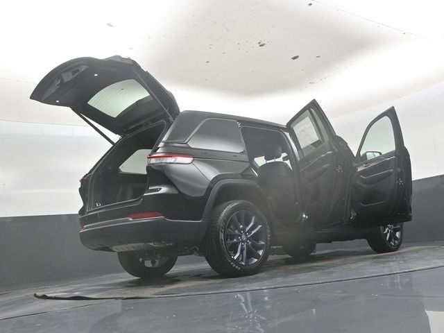 2026 Jeep Grand Cherokee 85th Anniversary Edition
