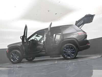 2026 Jeep Grand Cherokee 85th Anniversary Edition