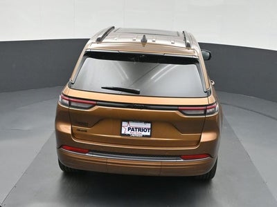 2026 Jeep Grand Cherokee Limited Reserve