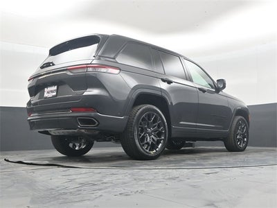 2025 Jeep Grand Cherokee Summit